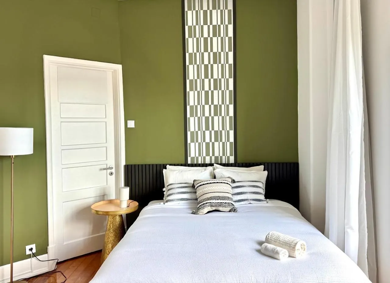 Garden Room L Fonte Luminosa L Soar Home Lisbon Homestay